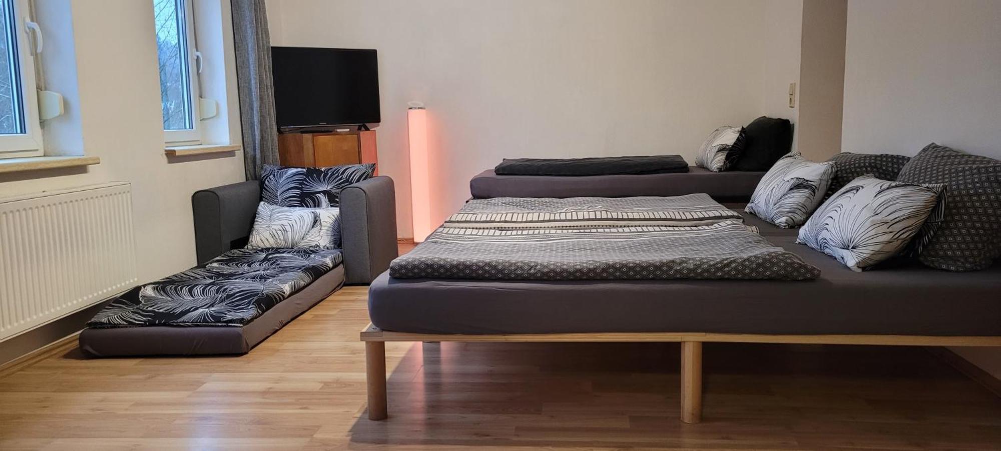 Suhl - Ihre Erholsame Arbeiterwohnung In Zentrumnaehe מראה חיצוני תמונה